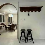 Sogang Arles Stay Near Hongdae
