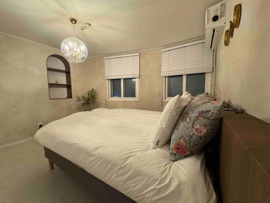 Apartment Sogang Arles Near Hongdae *