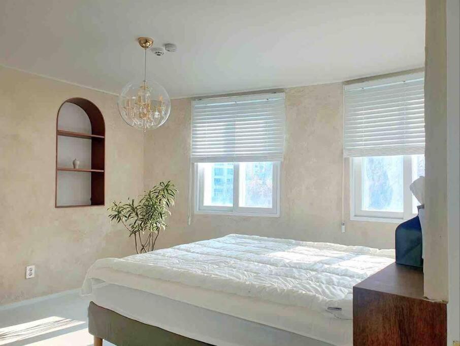 Apartment Sogang Arles Near Hongdae Seoul