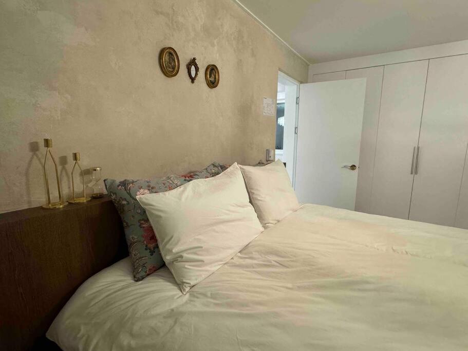 Apartment Sogang Arles Near Hongdae *